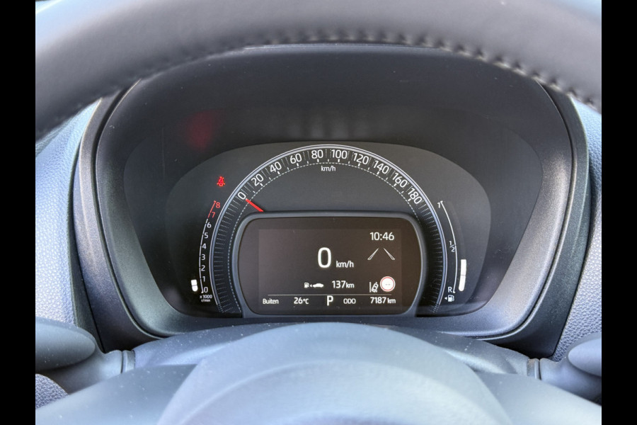 Toyota Aygo X 1.0 VVT-i S-CVT Pulse | Carplay | Camera | ACC | Stoelverwarming