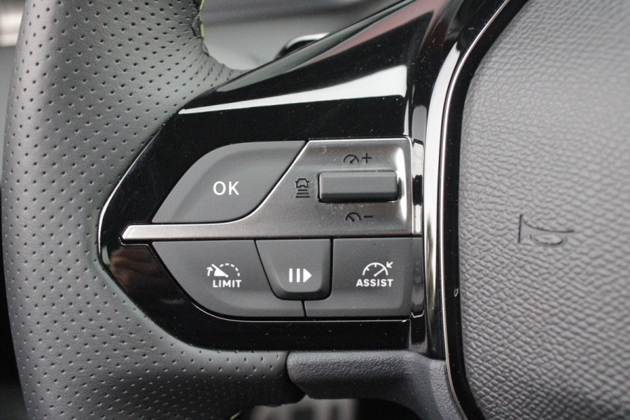 Peugeot 308 1.2 Hybrid 145PK AUTOMAAT GT PACK | PANORAMA SCHUIF/KANTEL DAK | AFNEEMBARE TREKHAAK | SENSATION PACK: FOCAL HIFI SYSTEM MET 10 SPEAKERS/DRAADLOZE TELEFOONLADER | 360 VISION & DRIVE ASSIST PLUS PACK: ACHTERUITRIJCAMERA 360° VISEOPARK (4-CAMERA'S)/PARKEERHULP VOOR + ACHTER/ANTIDIEFSTAL ALARM/3-D INSTRUMENTENPANEEL/CLEAN CABIN | ALCANTARA EXECUTIVE PACK: BEKLEDING ALCANTARA/KUNSTLEDER INCL. ELEKTRISCH VERSTELBARE AGR STOEL MET GEHEUGENFUNCTIE/VERWARMBARE VOORSTOELEN/MASSAGE FUNCTIE OP BEIDE VOORSTOELEN |  18" LICHTMETALEN VELGEN | NAVIGATIE | LED MATRIX KOPLAMPEN | KEYLE