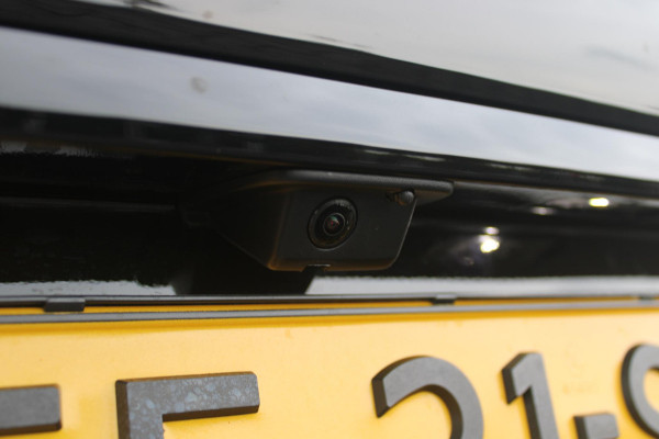 Peugeot 308 1.2 Hybrid 145PK AUTOMAAT GT PACK | PANORAMA SCHUIF/KANTEL DAK | AFNEEMBARE TREKHAAK | SENSATION PACK: FOCAL HIFI SYSTEM MET 10 SPEAKERS/DRAADLOZE TELEFOONLADER | 360 VISION & DRIVE ASSIST PLUS PACK: ACHTERUITRIJCAMERA 360° VISEOPARK (4-CAMERA'S)/PARKEERHULP VOOR + ACHTER/ANTIDIEFSTAL ALARM/3-D INSTRUMENTENPANEEL/CLEAN CABIN | ALCANTARA EXECUTIVE PACK: BEKLEDING ALCANTARA/KUNSTLEDER INCL. ELEKTRISCH VERSTELBARE AGR STOEL MET GEHEUGENFUNCTIE/VERWARMBARE VOORSTOELEN/MASSAGE FUNCTIE OP BEIDE VOORSTOELEN |  18" LICHTMETALEN VELGEN | NAVIGATIE | LED MATRIX KOPLAMPEN | KEYLE