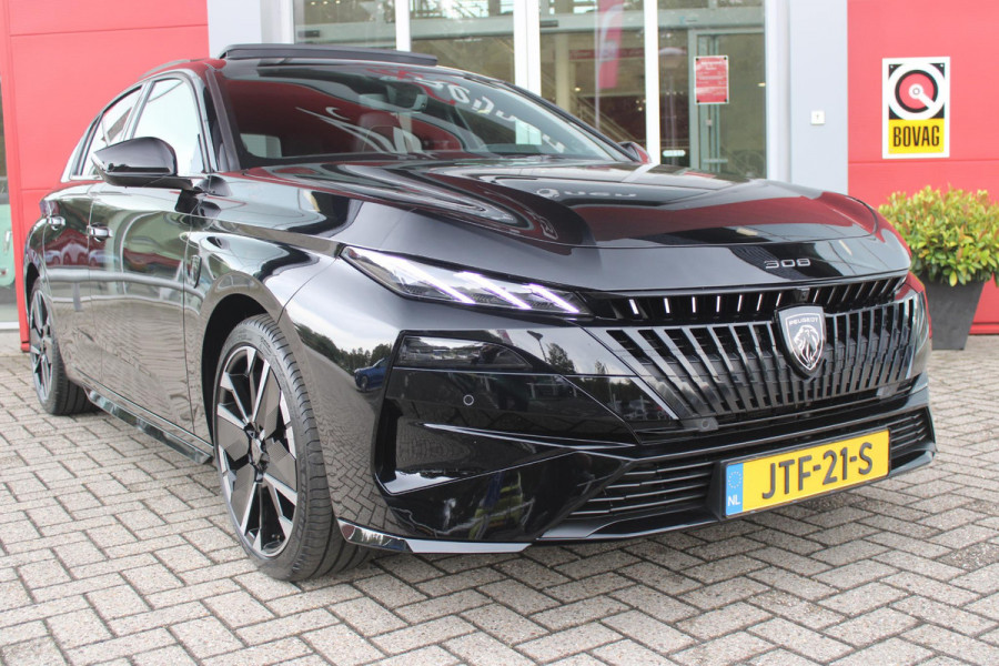 Peugeot 308 1.2 Hybrid 145PK AUTOMAAT GT PACK | PANORAMA SCHUIF/KANTEL DAK | AFNEEMBARE TREKHAAK | SENSATION PACK: FOCAL HIFI SYSTEM MET 10 SPEAKERS/DRAADLOZE TELEFOONLADER | 360 VISION & DRIVE ASSIST PLUS PACK: ACHTERUITRIJCAMERA 360° VISEOPARK (4-CAMERA'S)/PARKEERHULP VOOR + ACHTER/ANTIDIEFSTAL ALARM/3-D INSTRUMENTENPANEEL/CLEAN CABIN | ALCANTARA EXECUTIVE PACK: BEKLEDING ALCANTARA/KUNSTLEDER INCL. ELEKTRISCH VERSTELBARE AGR STOEL MET GEHEUGENFUNCTIE/VERWARMBARE VOORSTOELEN/MASSAGE FUNCTIE OP BEIDE VOORSTOELEN |  18" LICHTMETALEN VELGEN | NAVIGATIE | LED MATRIX KOPLAMPEN | KEYLE
