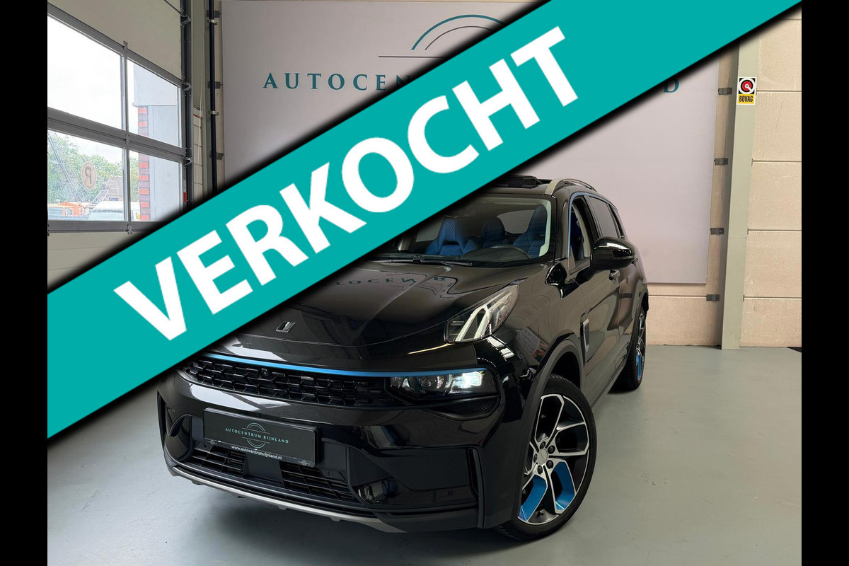 Lynk & Co 01 PHEV 261 PK Zwarte Hemel, 1 Jaar Bovag Garantie Pano, Navi, Camera