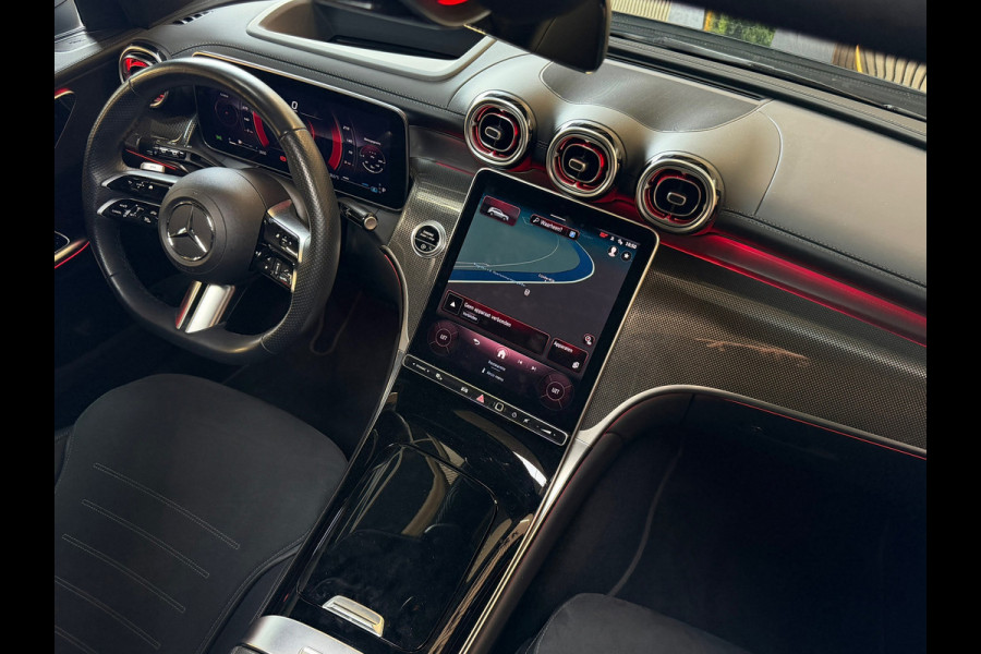 Mercedes-Benz GLC 300 4MATIC AMG Line PANO|HuD|360CAM|MASSAGE|MEMORY|KEYLESS|GARANTIE|SFEERVERLICHTING|DEALER ONDERHOUDEN|