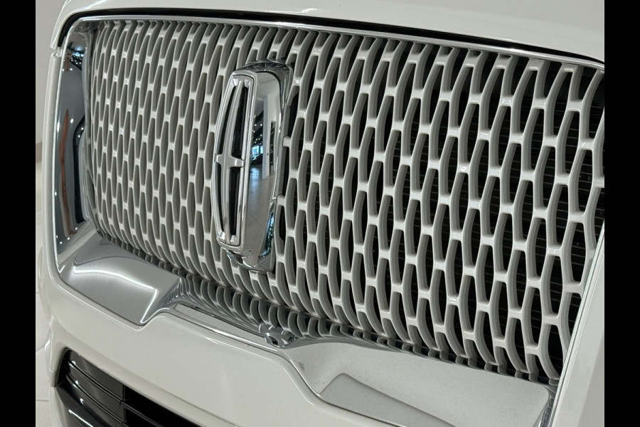 Lincoln Navigator Reserve FULL SPEC. NL KENT.