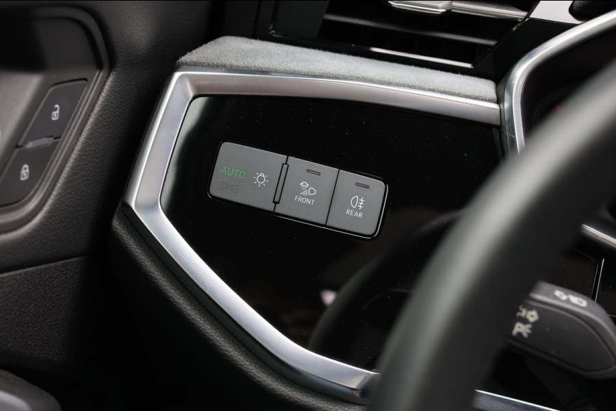 Audi Q3 40 TFSI Quattro S-Line *Pano*360 Camera*Keyless*Trekhaak*