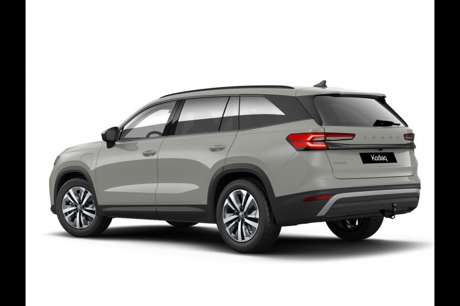 Škoda Kodiaq 1.5 TSI PHEV Edition 204 pk 6 versn. DSG | Sunset | Trekhaak | Panorama Dak |  18" lichtmetalen velgen Soira aero, zilver