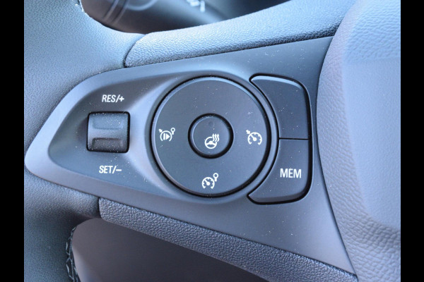 Opel Corsa Electric Long Range GS 51 kWh l Warmtepomp l Stoel/ stuur verwarming l camera