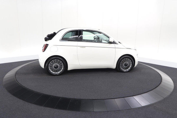 Fiat 500C Icon 42 kWh | 97,3% SOH | Convenience Pack | Camera | Dodehoekdetectie | Stoelverwarming