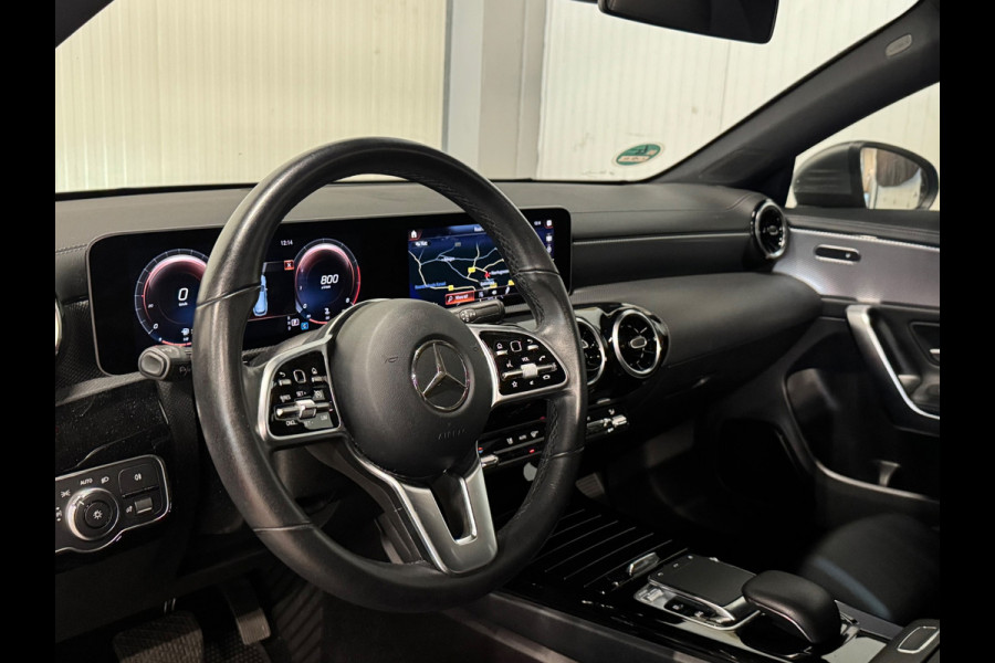 Mercedes-Benz CLA-Klasse Shooting Brake 200 Business Solution Progressive | PANO | NAP | MANGO GREY
