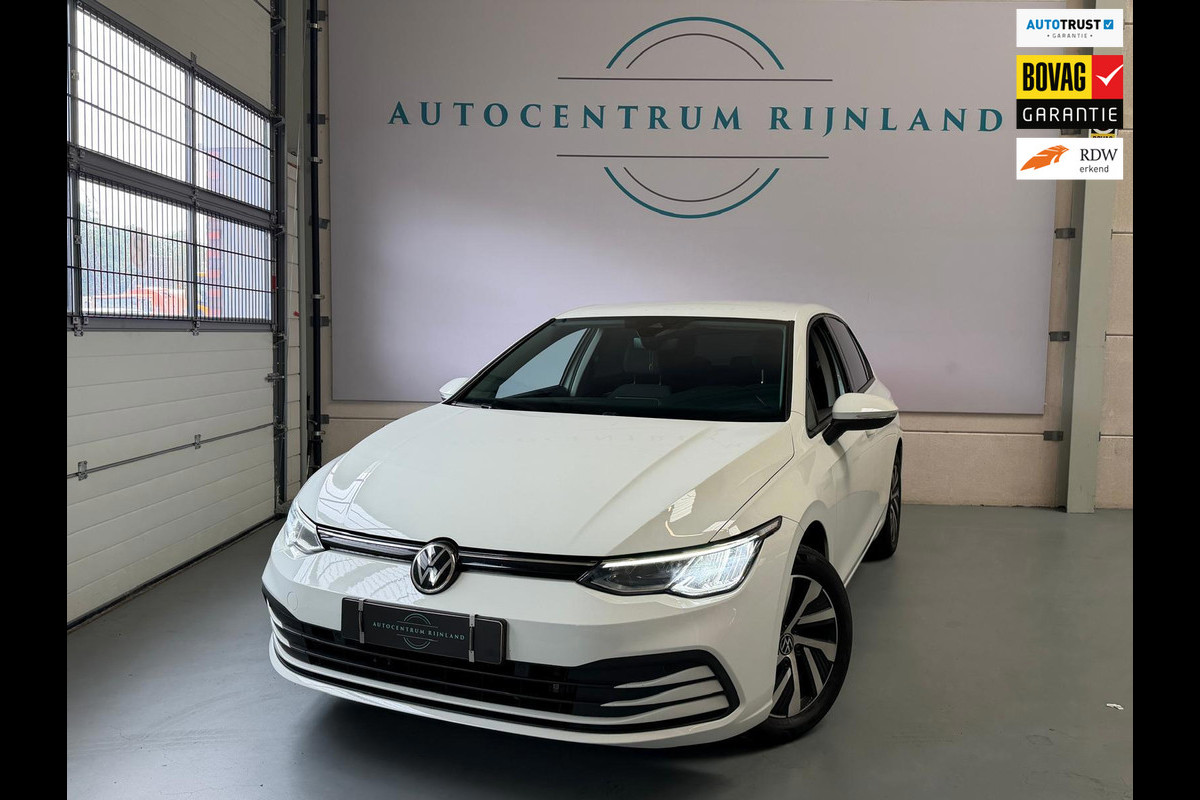 Volkswagen Golf 1.5 TSI Life Business, Camera, Stoel/stuurverwarming, Navi, Carplay