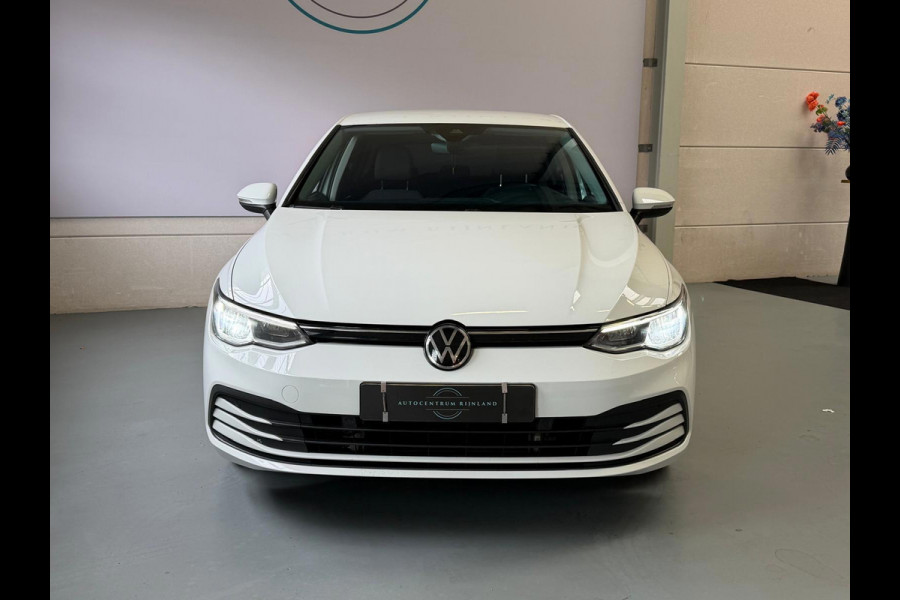 Volkswagen Golf 1.5 TSI Life Business, Camera, Stoel/stuurverwarming, Navi, Carplay