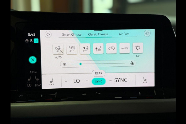 Volkswagen Golf 1.5 TSI Life Business, Camera, Stoel/stuurverwarming, Navi, Carplay