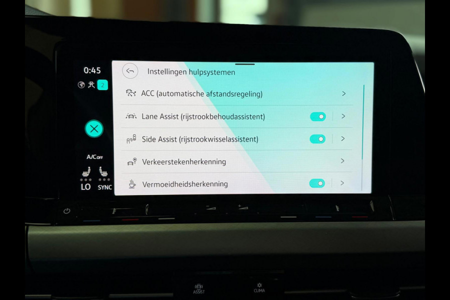 Volkswagen Golf 1.5 TSI Life Business, Camera, Stoel/stuurverwarming, Navi, Carplay