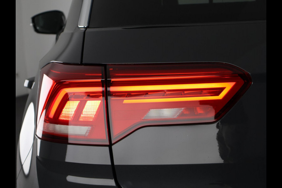 Volkswagen T-Roc 1.0 TSI STYLE 100% OH.GARANTIE TOT 10-2032* BLACKLINE .NAVI.PDC V+A.URANO GREY !
