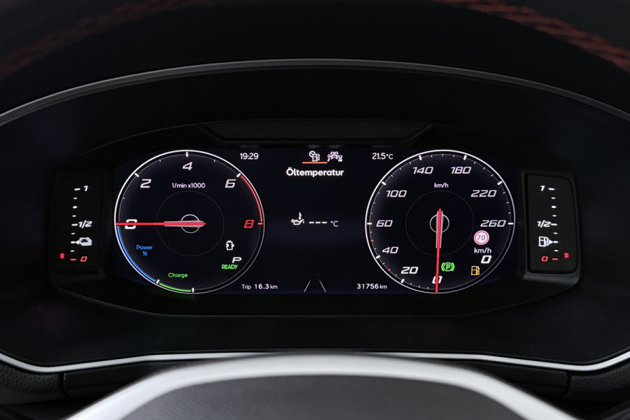 Seat Tarraco 1.4 TSI e-Hybrid PHEV FR (STOEL/STUUR VERWARMING, TREKHAAK, CRUISE ADAPTIEF)