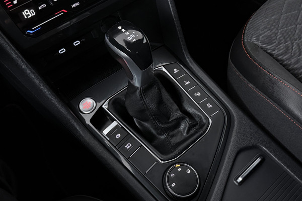 Seat Tarraco 1.4 TSI e-Hybrid PHEV FR (STOEL/STUUR VERWARMING, TREKHAAK, CRUISE ADAPTIEF)