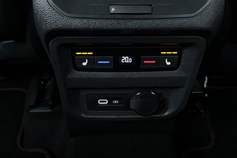 Seat Tarraco 1.4 TSI e-Hybrid PHEV FR (STOEL/STUUR VERWARMING, TREKHAAK, CRUISE ADAPTIEF)