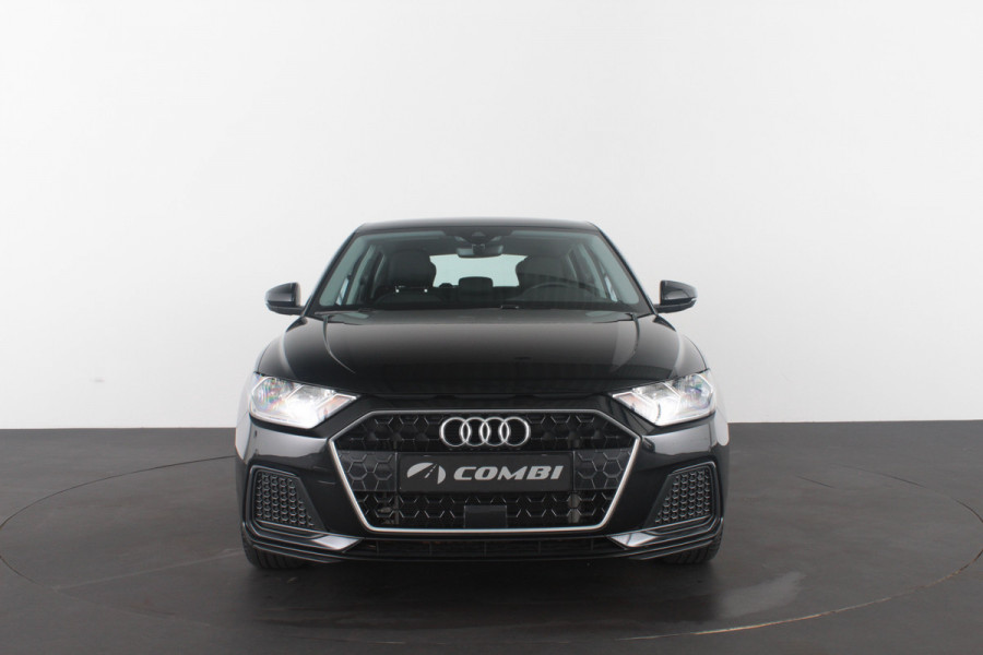 Audi A1 Sportback 30 TFSI Pro Line Automaat/116pk/Navigatie/Mythos Black Metallic/Parkeersensoren/16 inch velgen