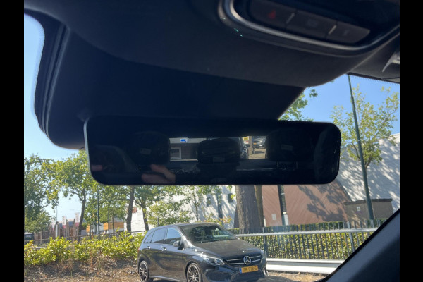 XPeng G6 AWD Performance 80.8 kWh | NIEUWE AUTO! | INRUIL MOGELIJK!| ELEKT. TREKHAAK | STOEL VERWARMING + VERKOELING | APPLE CARPLAY | 360° CAMERA |