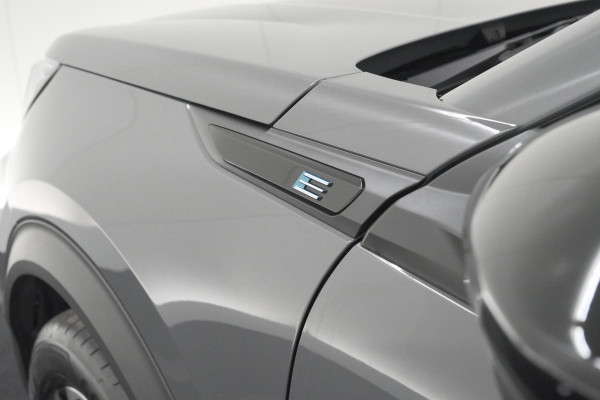 Peugeot e-2008 EV Allure 54 kWh | 97,2% SOH | 11 KW Lader | Apple Carplay | Parkeersensoren