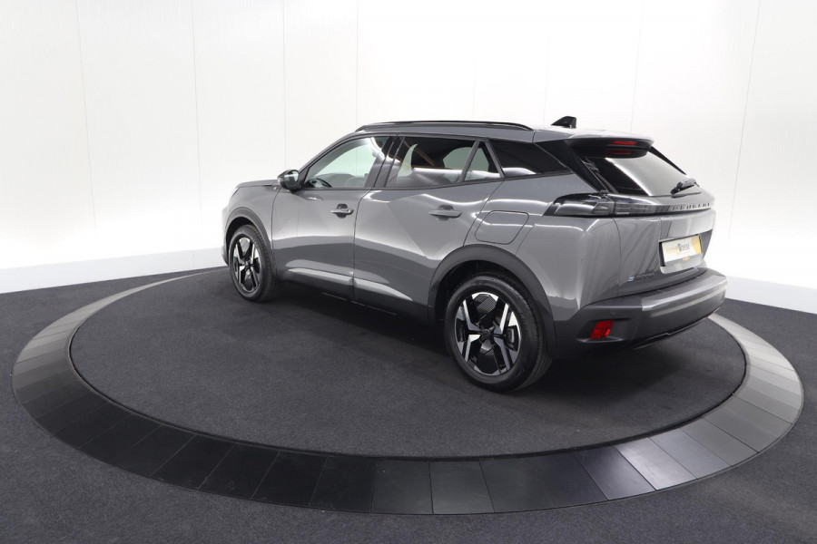 Peugeot e-2008 EV Allure 54 kWh | 97,2% SOH | 11 KW Lader | Apple Carplay | Parkeersensoren