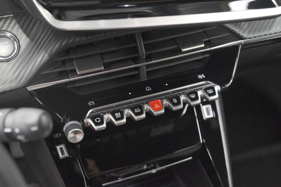 Peugeot e-2008 EV Allure 54 kWh | 97,2% SOH | 11 KW Lader | Apple Carplay | Parkeersensoren