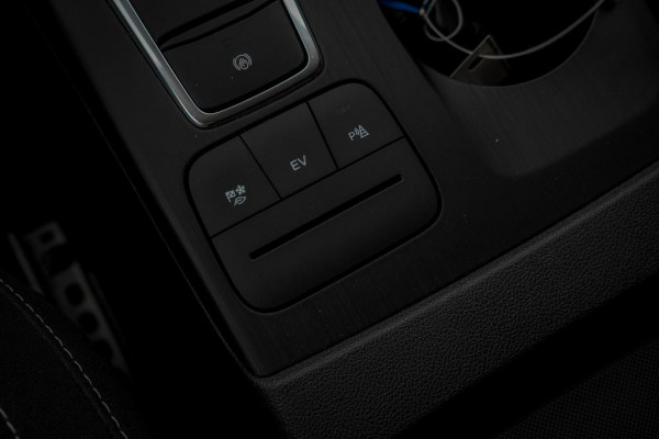 Ford Kuga 2.5 PHEV Cool & Connect / Blazer Blue / Incl BTW