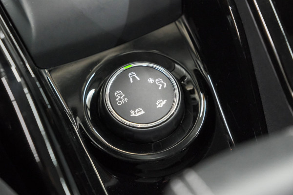 Peugeot 2008 PureTech 110 EAT6 Allure | Trekhaak | Apple Carplay | Parkeersensoren | Stoelverwarming