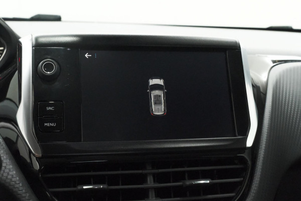 Peugeot 2008 PureTech 110 EAT6 Allure | Trekhaak | Apple Carplay | Parkeersensoren | Stoelverwarming