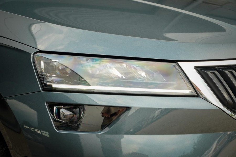Škoda Karoq 1.5 TSI ACT Style Business / Pano / Trekhaak / Memory / Stoelverw / Adaptive Cruise