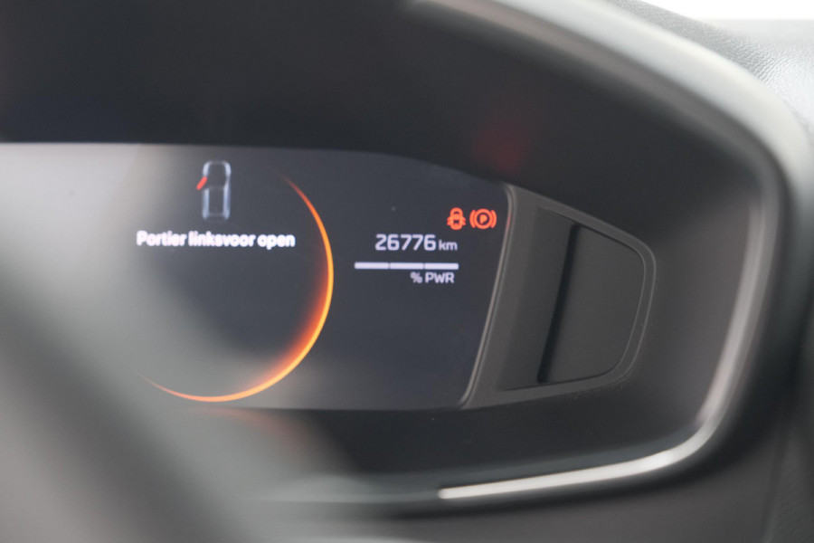 Peugeot 208 1.2 Hybrid 110 e-DCS6 Allure | Climate Control | Apple Carplay | Parkeersensoren