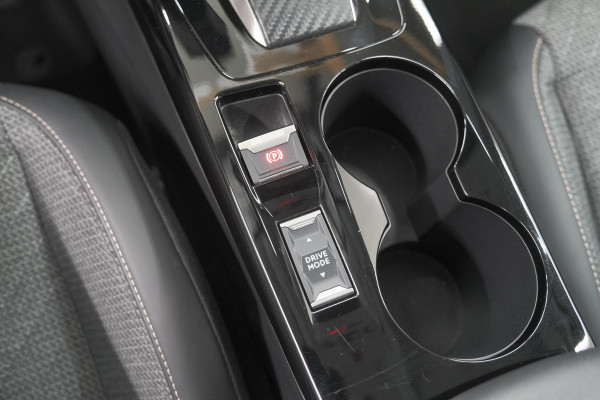 Peugeot 208 1.2 Hybrid 110 e-DCS6 Allure | Climate Control | Apple Carplay | Parkeersensoren