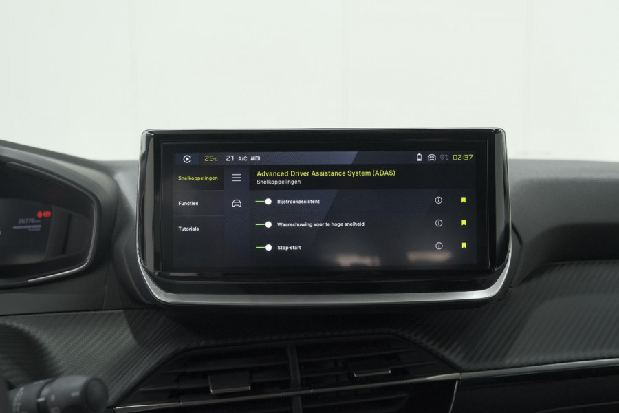 Peugeot 208 1.2 Hybrid 110 e-DCS6 Allure | Climate Control | Apple Carplay | Parkeersensoren