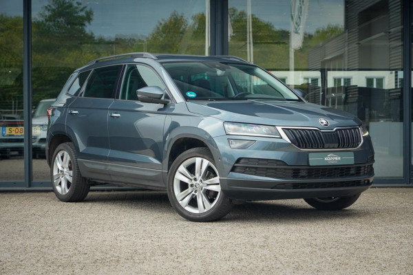 Škoda Karoq 1.5 TSI ACT Style Business / Pano / Trekhaak / Memory / Stoelverw / Adaptive Cruise