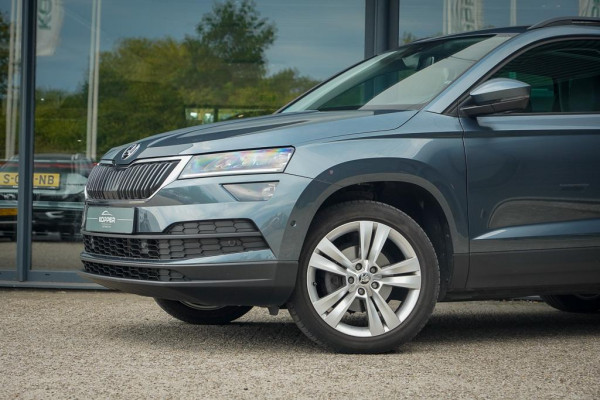 Škoda Karoq 1.5 TSI ACT Style Business / Pano / Trekhaak / Memory / Stoelverw / Adaptive Cruise