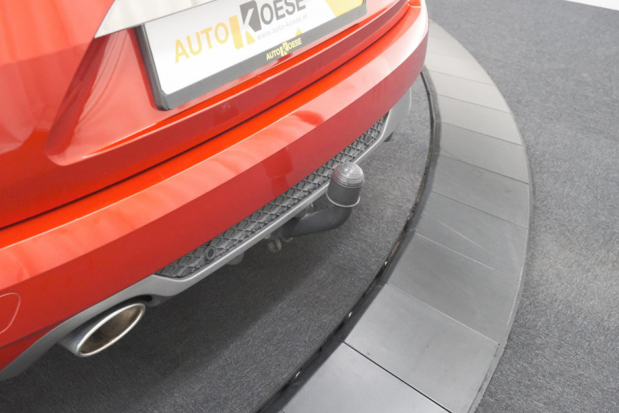 Renault Mégane Estate TCe 140 R.S. Line | Trekhaak | Adaptieve Cruise Control | BOSE Audio |