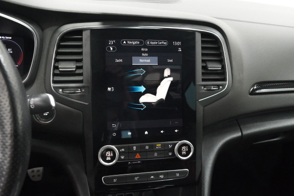 Renault Mégane Estate TCe 140 R.S. Line | Trekhaak | Adaptieve Cruise Control | BOSE Audio |