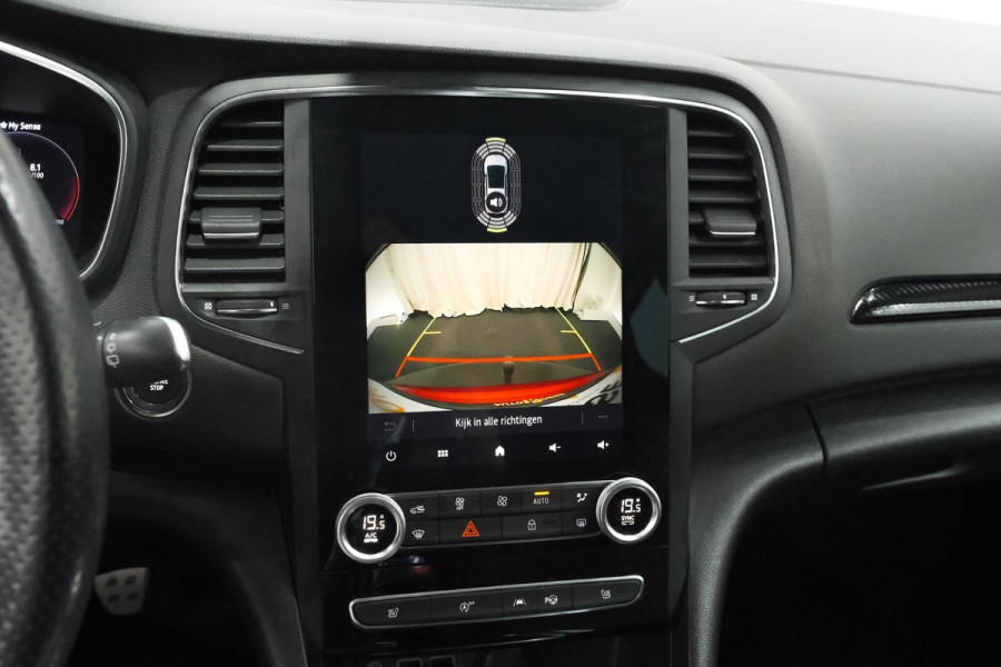 Renault Mégane Estate TCe 140 R.S. Line | Trekhaak | Adaptieve Cruise Control | BOSE Audio |