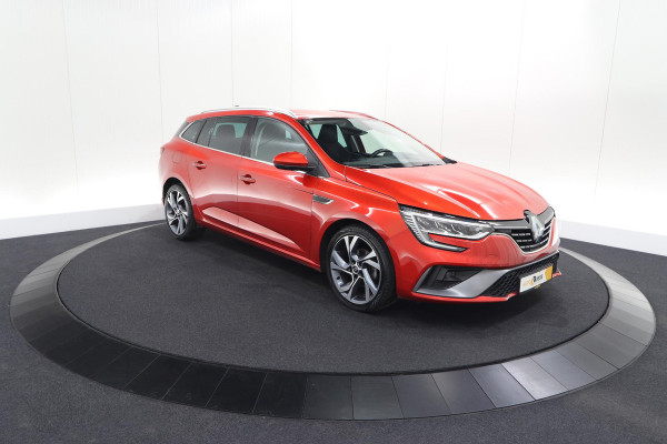 Renault Mégane Estate TCe 140 R.S. Line | Trekhaak | Adaptieve Cruise Control | BOSE Audio |