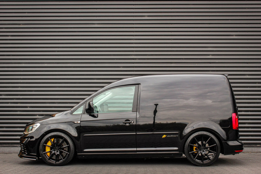Volkswagen Caddy 2.0 TDI L1H1 185PK JB- EDITION / 87DKM / NIEUWSTAAT / TREKHAAK / ELEK- PAKKET / LEDEREN BEKLEDING / APPLE CARPLAY