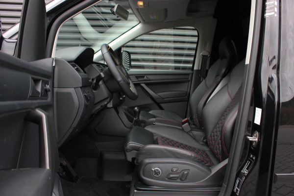 Volkswagen Caddy 2.0 TDI L1H1 185PK JB- EDITION / 87DKM / NIEUWSTAAT / TREKHAAK / ELEK- PAKKET / LEDEREN BEKLEDING / APPLE CARPLAY