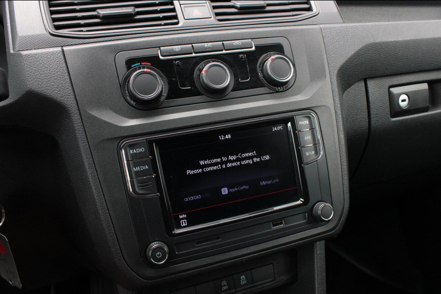 Volkswagen Caddy 2.0 TDI L1H1 185PK JB- EDITION / 87DKM / NIEUWSTAAT / TREKHAAK / ELEK- PAKKET / LEDEREN BEKLEDING / APPLE CARPLAY
