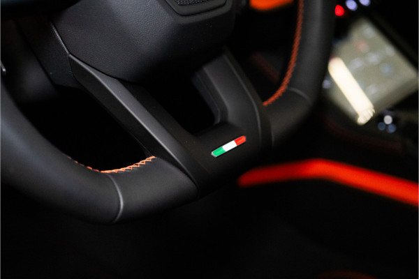 Lamborghini Urus 4.0 V8 Hybrid SE 800PK | Ad Personam | Nero Helene | Nero Ade/Arancio Leoni | Bang&Olufsen 3D | Ceramic | Service Package 5YR |