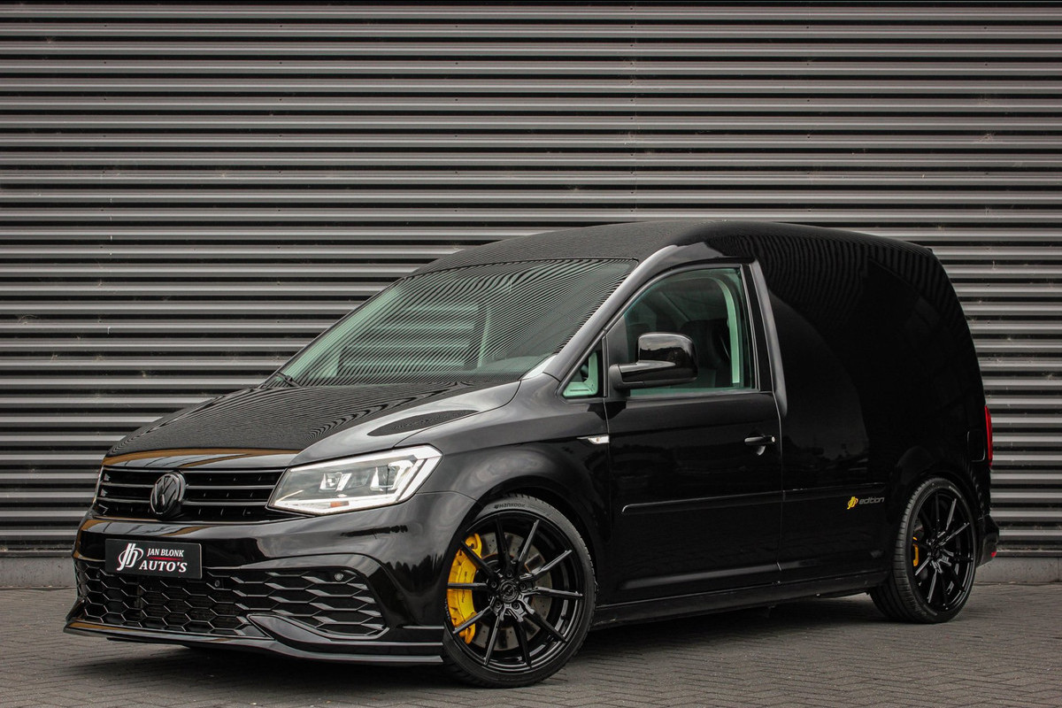 Volkswagen Caddy 2.0 TDI L1H1 185PK JB- EDITION / 87DKM / NIEUWSTAAT / TREKHAAK / ELEK- PAKKET / LEDEREN BEKLEDING / APPLE CARPLAY