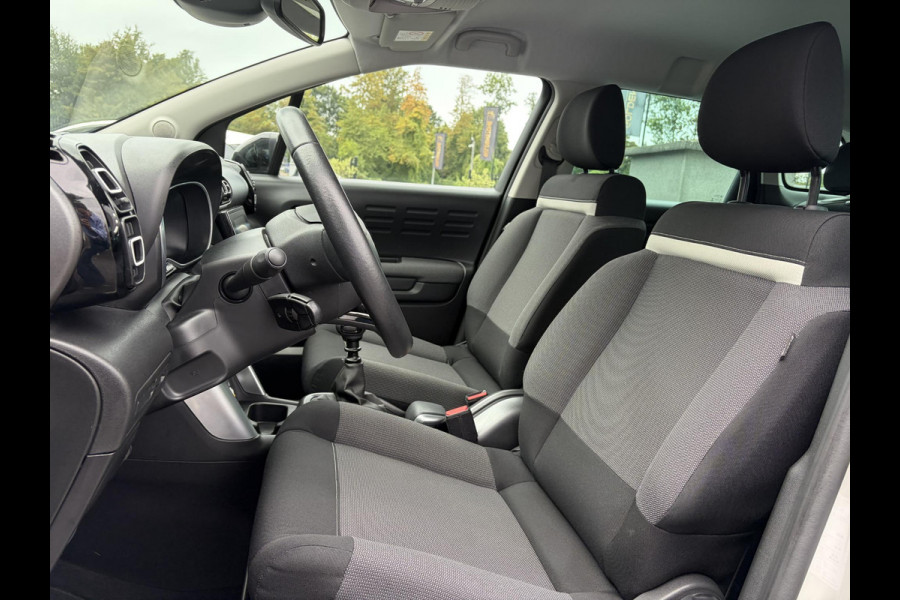 Citroën C3 Aircross 1.2 PureTech S&S Shine 1e Eigenaar l D-riem vv in 07-07-2025 l 360°Camera l Navi l Carplay l Net beurt gehad l Keyless l 17''Lmv l Rijstrooksensor l 110pk l Pdc V+A l 6 Bak l N.A.P l Apk tot 07-2027