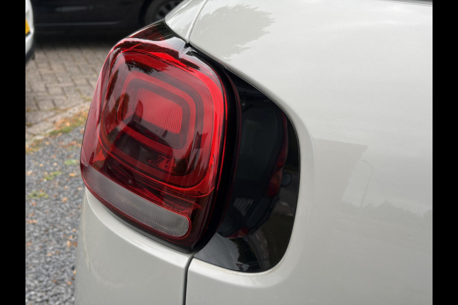 Citroën C3 Aircross 1.2 PureTech S&S Shine 1e Eigenaar l D-riem vv in 07-07-2025 l 360°Camera l Navi l Carplay l Net beurt gehad l Keyless l 17''Lmv l Rijstrooksensor l 110pk l Pdc V+A l 6 Bak l N.A.P l Apk tot 07-2027