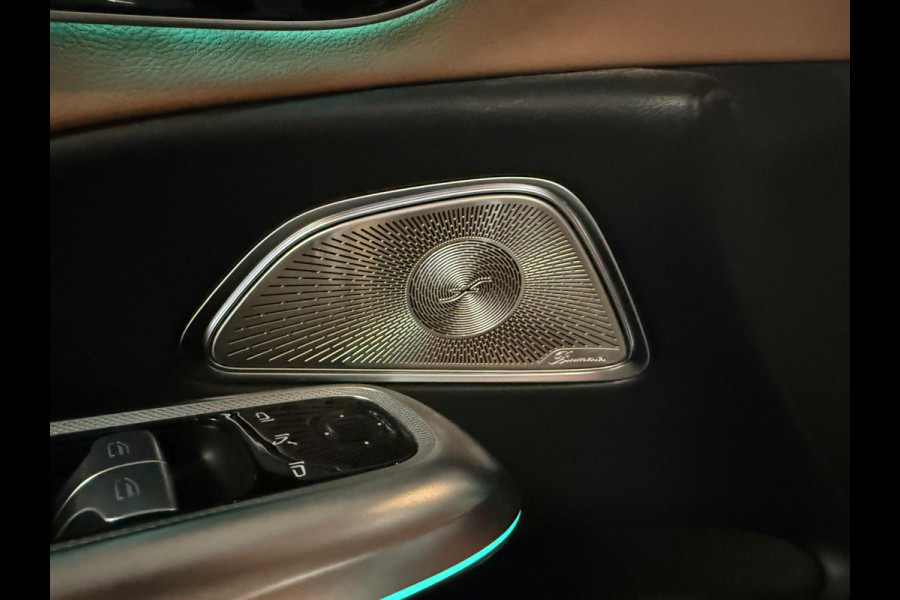 Mercedes-Benz E-Klasse 300e LUXERY LINE-BURMESTER-PANORAMA-STOELVENTILATIE-360 CAMERA-TREKHAAK-ORIG NL-BTW-1E EIG