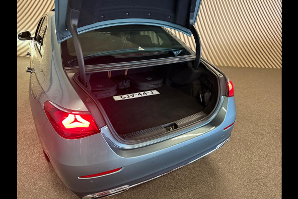 Mercedes-Benz E-Klasse 300e LUXERY LINE-BURMESTER-PANORAMA-STOELVENTILATIE-360 CAMERA-TREKHAAK-ORIG NL-BTW-1E EIG