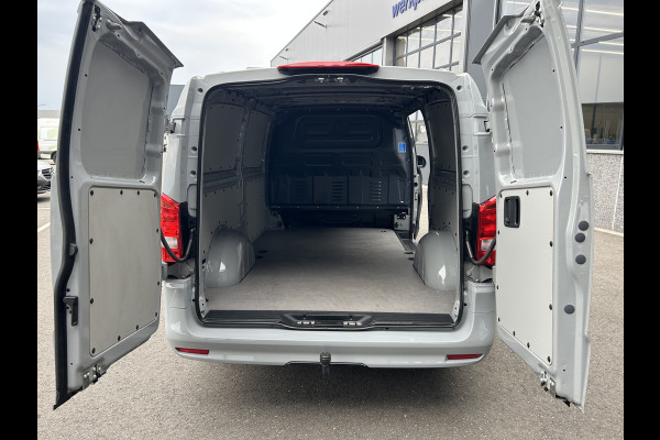 Mercedes-Benz Vito 116 CDI L3 Pro 2500KG Trekhaak / MBUX / Navigatie / Camera / Cruise control / Airco / LMV / Achterdeuren