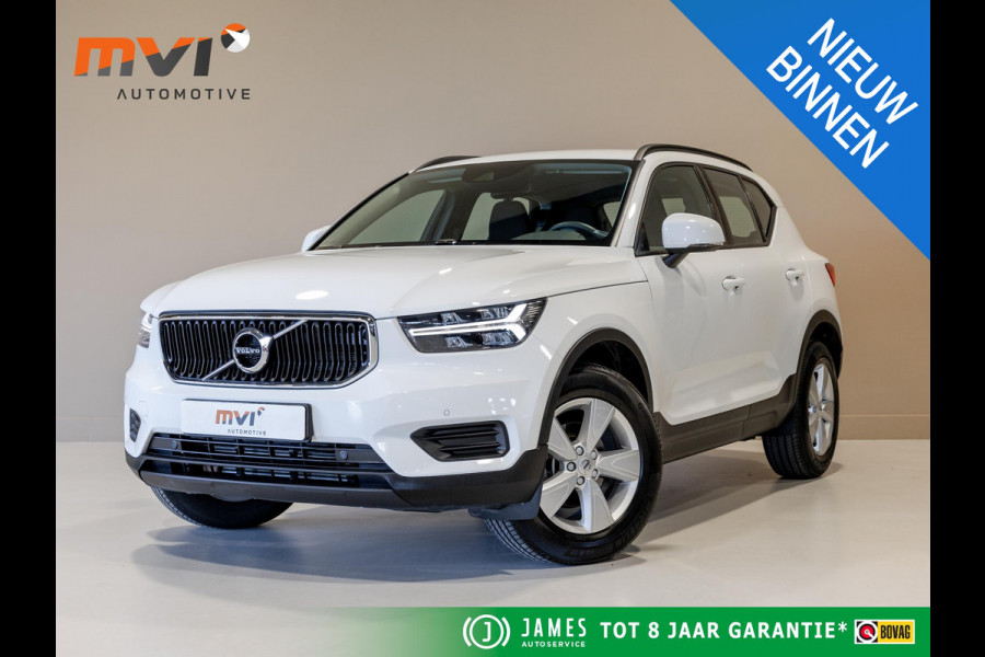 Volvo XC40 1.5 T2 Momentum Core 129pk / Achteruitrijcamera / Trekhaak / cruise control / Navigatie / Apple carplay /