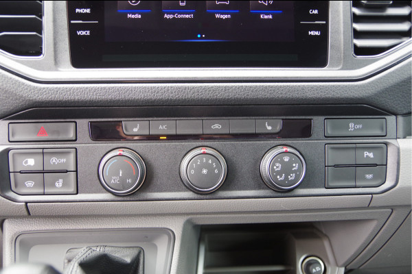 Volkswagen Crafter 35 2.0 TDI L3H3(L2H2) 3-ZITS, 177PK AUT. LED, TREKHAAK, STOELVERWARMING, ADAPT. CRUISE, CAMERA, NAVI, AIRCO, PARKEERSENSOREN, NL